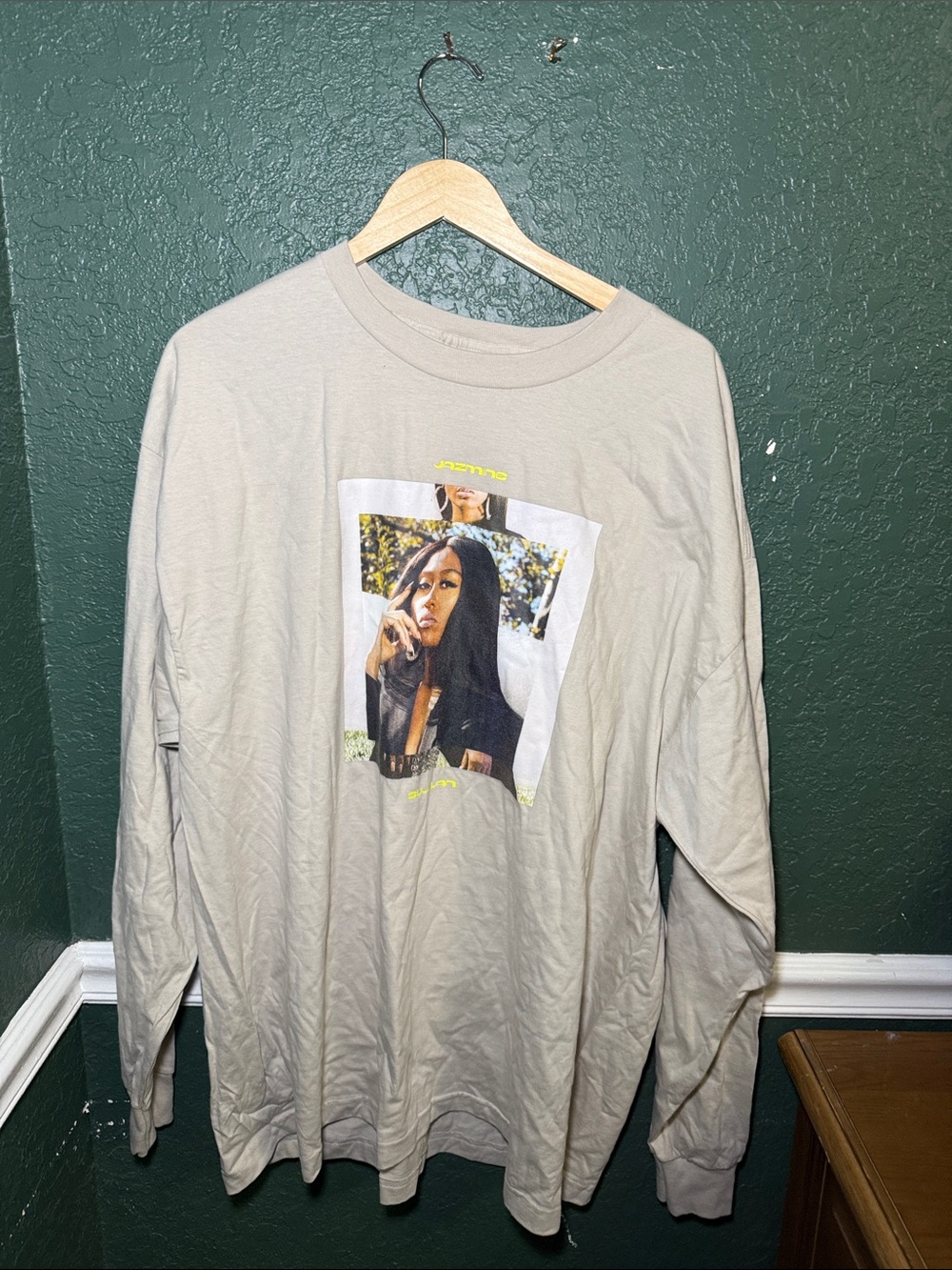 The Thread Shop JAZMINE SULLIVAN Heaux Tales Album Graphic Long Sleeve Tee 2X - Picture 4 of 9